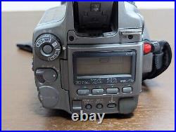 For parts Sony Handycam DCR-VX1000 Digital Camcorder Video Camera with Battery