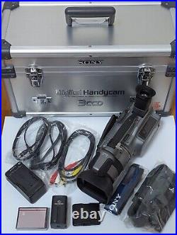 Near Mint Sony Handycam DCR-VX1000 Digital Camcorder Video Camera From JAPAN