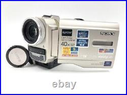 SONY DCR-TRV10 Digital Camcorder MiniDV Silver Stamina Handycam Wide-angle Lens