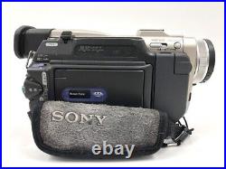 SONY DCR-TRV10 Digital Camcorder MiniDV Silver Stamina Handycam Wide-angle Lens