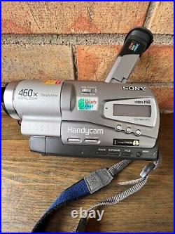 SONY HANDYCAM CAMCORDER CCD-TR818 Tested 460x Digital Zoom Steady Shot Preowned