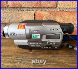 SONY HANDYCAM CAMCORDER CCD-TR818 Tested 460x Digital Zoom Steady Shot Preowned