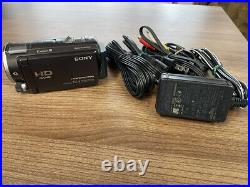 SONY HDR-CX560V Handycam Digital Video Camera Black