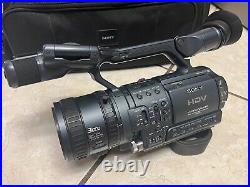 SONY HDR-FX1 HDV Digital 3CCD CAMCORDER AS IS / FOR PARTS / REPAIR READ