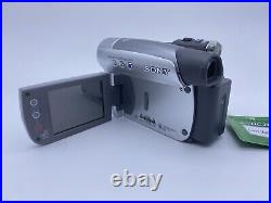 Sony DCR-HC26 Mini-DV Digital Camcorder Carl Zeiss Lens with Battery, Free Ship
