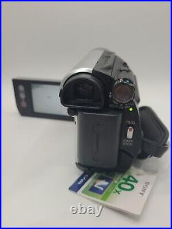 Sony DCR-HC52 Digital MiniDV Camcorder w NightShot Video Transfer Battery WORKS
