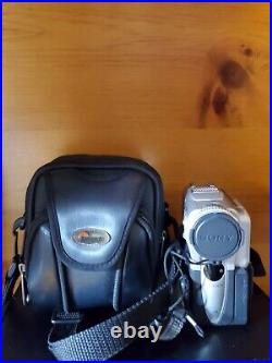 Sony DCR-PC101K Mini DV Digital Video Handycam / Vintage Digital Video camera /