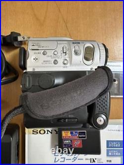 Sony DCR-PC101 Digital Video Camera Recorder Minidv