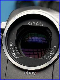 Sony DCR-PC109E Digital Video Camera Silver