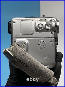 Sony DCR-PC109E Digital Video Camera Silver