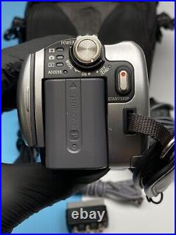 Sony DCR-SR40 HDD Digital Video Camera Silver