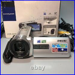 Sony DCR-SX45 2000x Digital Zoom Handycam Camcorder Silver- Tested Works Great