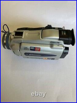 Sony DCR-TRV18 Mini DV Digital network Handycam video Recorder camera Japan