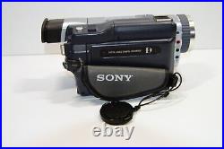 Sony DCR-TRV240 Digital8 Hi8 8mm Camcorder Kit Transfer to PC/Laptop/ Low Hours