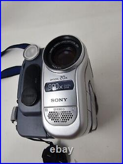 Sony DCR-TRV260 Digital8 camcorder video camera Tested working