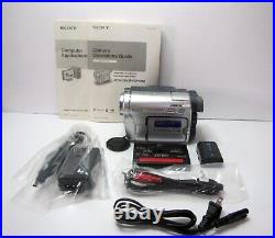 Sony DCR-TRV460 NTSC Digital8 Hi8 Camcorder Kit Transfer 8mm Hi8 Digital videos