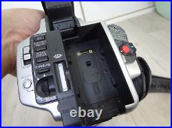 Sony Digital Handycam 3CCD DCR-VX2000 MiniDV Camcorder Not Working For parts