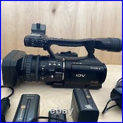 Sony HVR-V1U1/V1N 1080/60i HDV Digital Video Camera WithCase and Accessories