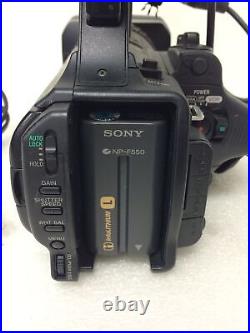 Sony HVR-V1U Camcorder Digital HD Video Camera Recorder HDV 1080i MiniDV withAC