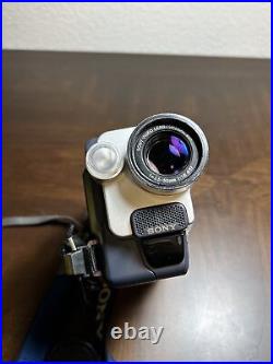 Sony Handycam CCD-TRV318 Hi8 Digital Video Camera Camcorder