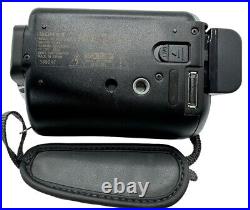 Sony Handycam DCR-SR82 60GB HDD Digital 25X Zoom Camcorder with HANDYCAM STATION