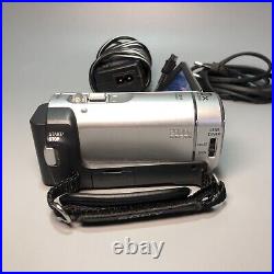 Sony Handycam DCR-SX40 Digital Camcorder Silver
