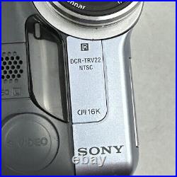 Sony Handycam DCR-TRV19 Carl Zeiss Vario-Sonnar DV Digital Camcorder Bundle Pkg