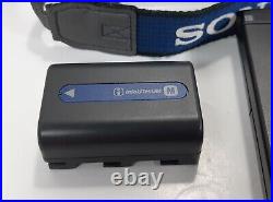 Sony Handycam DCR-TRV230 Digital 8 Camcorder 25xOptical 700xDigital Bundle WORKS
