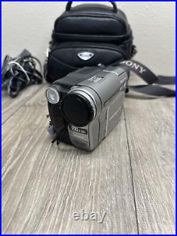 Sony Handycam DCR-TRV280 Digital8 Camcorder Nightshot With Adapter & Battery