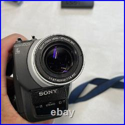 Sony Handycam DCR-TRV320 Hi8 Digital 8 Video Camcorder With DC Adapter Lot
