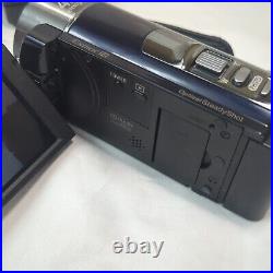 Sony Handycam HDR-CX160 3.3MP 16GB Digital Camcorder 2 Batteries & a Charger