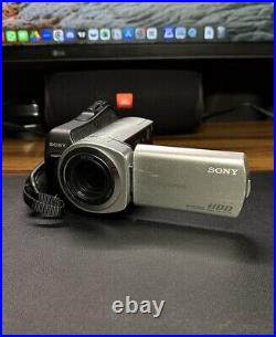 Vintage Y2k Sony Handycam DCR-SR45 Camcorder